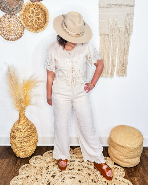 Eyelet Dreams Set