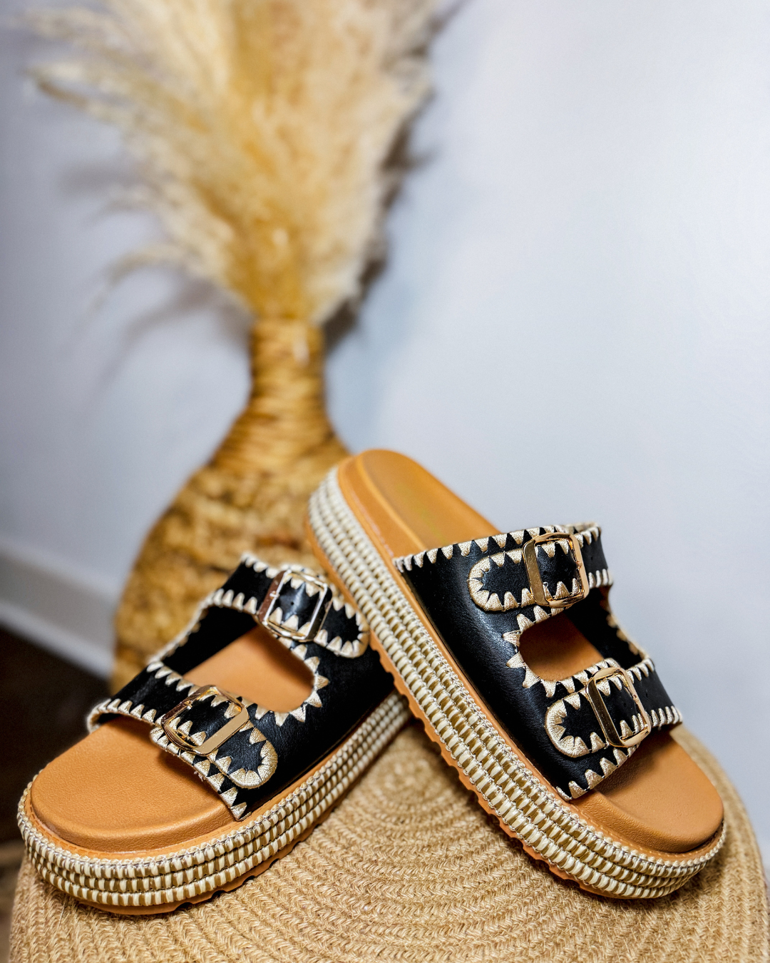 Platform Sandal with Contrast Strap Stitching
