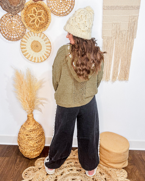 Winterwood Pullover Chenille Sweater (Olive)