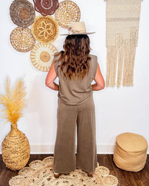 Ultimately Soft Pleated Sweatpants