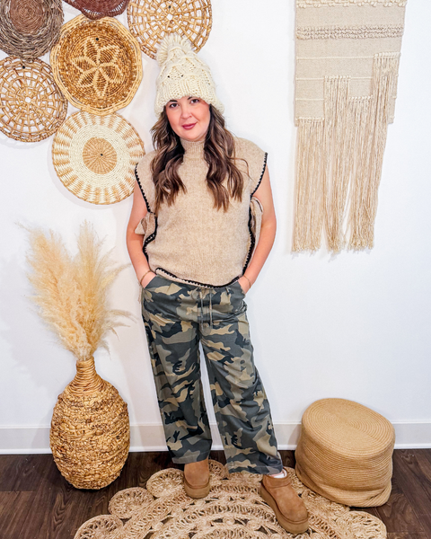 Gentle Detail Stitched Vest