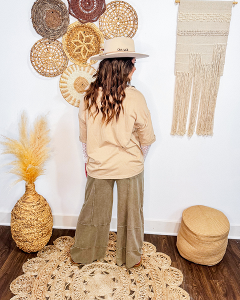 Oat Milk Oversized Lace Sleeve Top