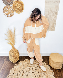 Chic + Crochet Sweatpants (Wheat)