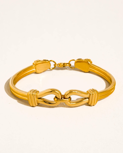 Deloise 18K Gold Non-Tarnish Knot Link Bracelet: Yellow Gold