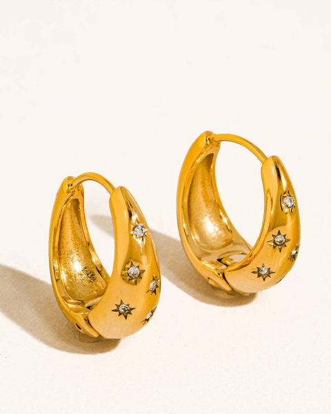 Solira 18K Gold Non-Tarnish Star Hoop Earring: Yellow Gold