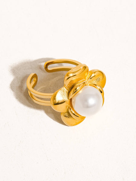 Neville 18K Non-Tarnish Flower Pearl Ring: Yellow Gold